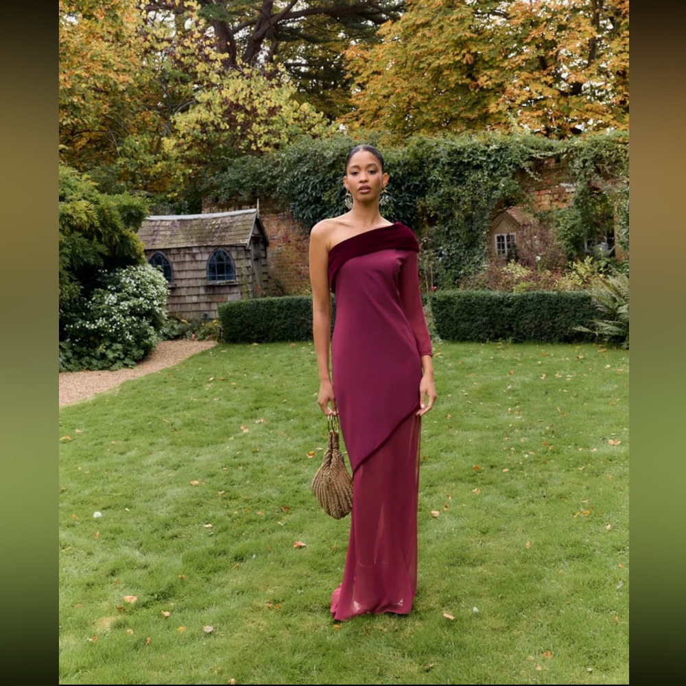 Chic One-Shoulder Wine/Burgundy Dress